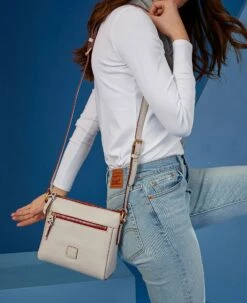 Florentine Allison Crossbody Brown Tmoro 7 Florentine Allison Crossbody Brown Tmoro -Florentine Shop 8L1104 ILD lifestyle 1