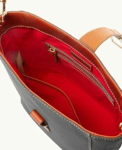 Pebble Grain Brynn Black 7 Pebble Grain Brynn Black -Florentine Shop B1354G AWBLPATN ALT2 1