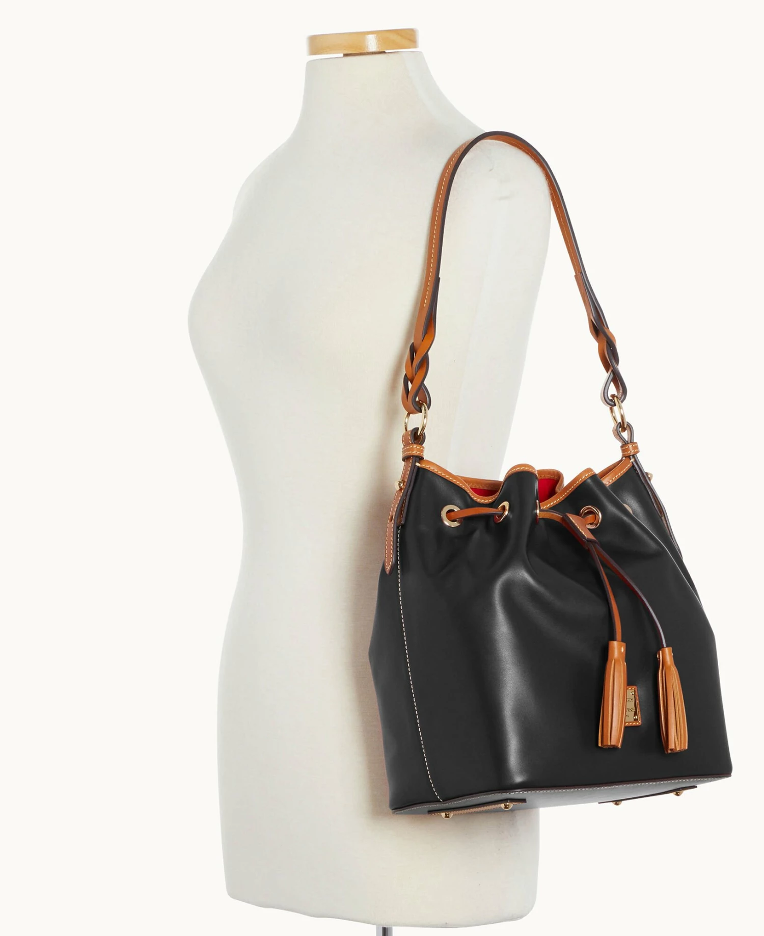 Wexford Leather Tasha Drawstring Black Wexford Leather Tasha Drawstring Black -Florentine Shop B1596G JKBLPANA ALT4 1