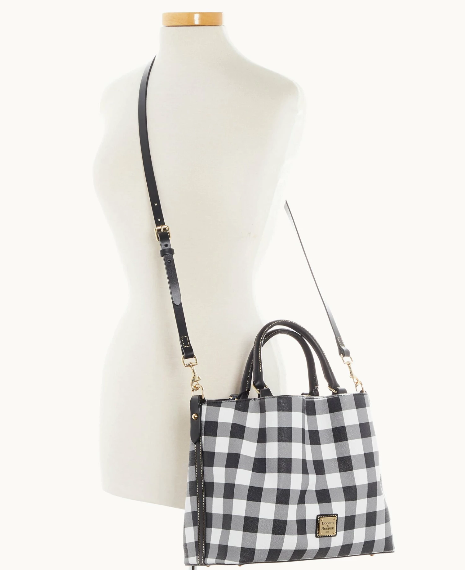 Tucker Brenna Black Tucker Brenna Black -Florentine Shop B1905G TUBLPABL ALT4 1