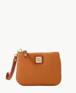 Pebble Grain Stadium Wristlet French Caramel